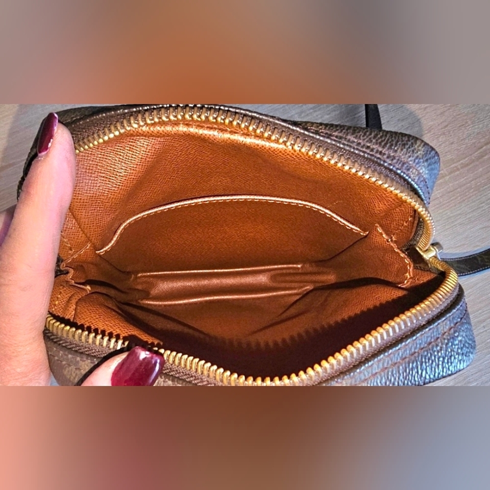 Authentic LOUIS VUITTON Monogram Danube PM Crossbody - Picture 11 of 16
